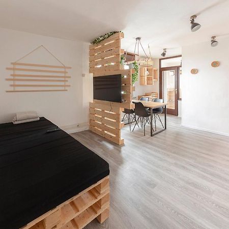 Apartma Vevce Lägenhet Ljubljana Exteriör bild