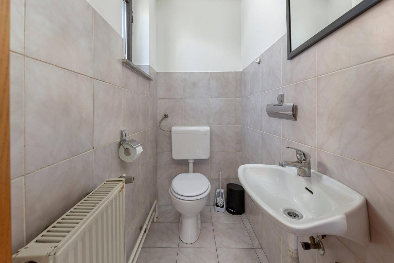 Apartma Vevce Lägenhet Ljubljana Exteriör bild